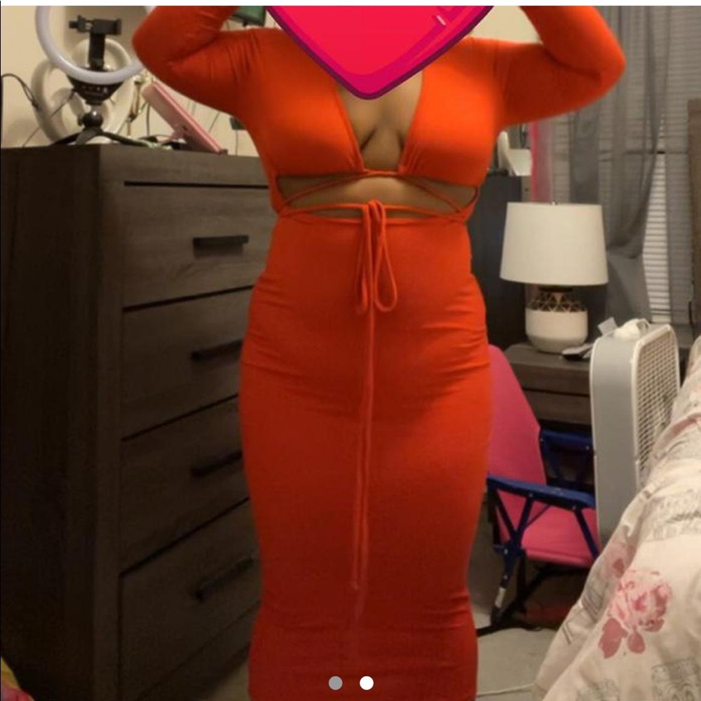 RED SXY CUTOUT TIE DRESS size - L